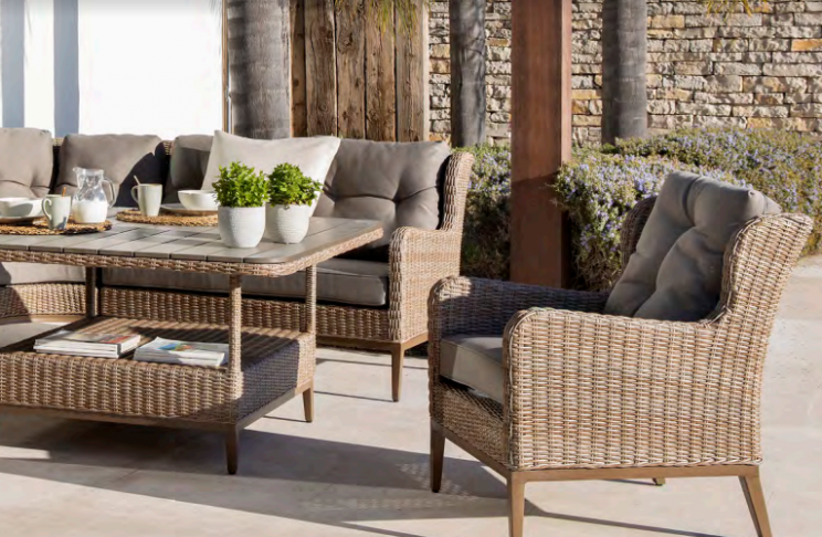 Patio, porche o terraza, muebles en ratán - Blog Tienda EDEN de muebles de  jardín