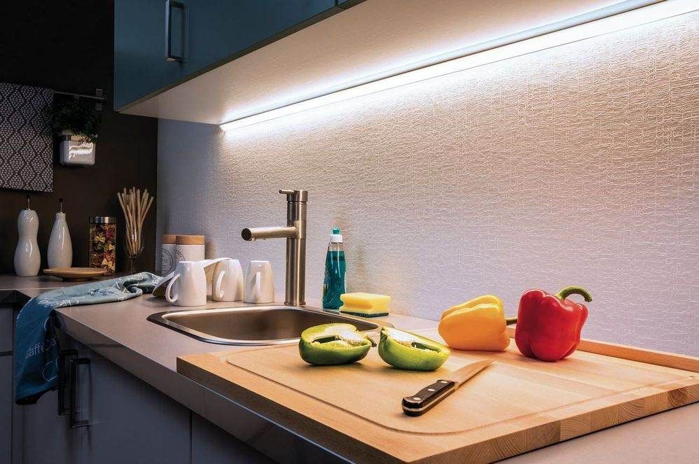 7 pasos para iluminar la cocina con tiras LED - Brillante Iluminación